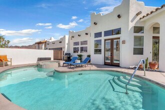 77440 Calle Ensenada in La Quinta, CA - Building Photo - Building Photo