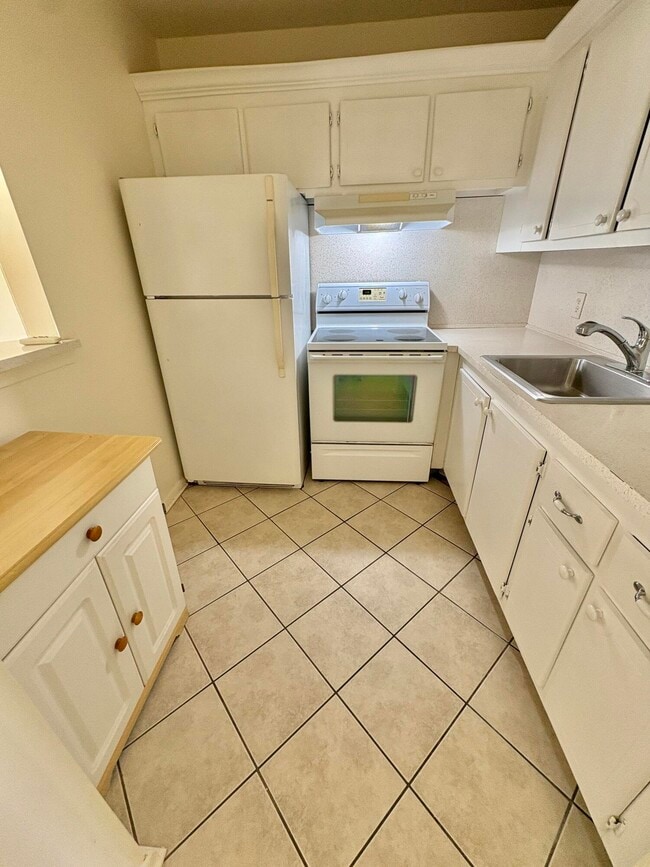 236 Northampton L in West Palm Beach, FL - Building Photo - Building Photo