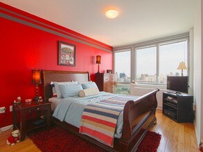 4545 Center Blvd-Unit -3201 in Queens, NY - Building Photo - Building Photo