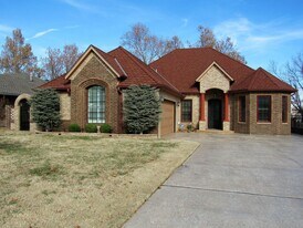 7709 NW 21st St in Bethany, OK - Building Photo
