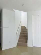 8048 NW 108th Ct in Miami, FL - Building Photo - Building Photo