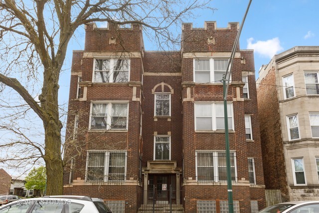 507 W Englewood Ave in Chicago, IL - Building Photo