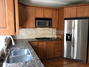 11047 Lorin Way in Johns Creek, GA - Building Photo - Building Photo