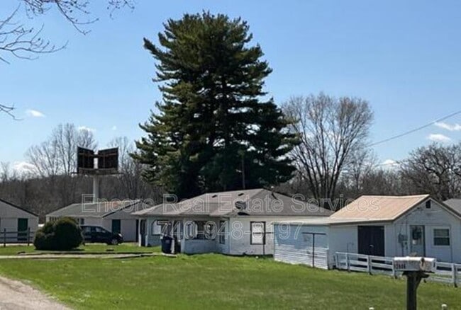 property at 12886 Marne Rd