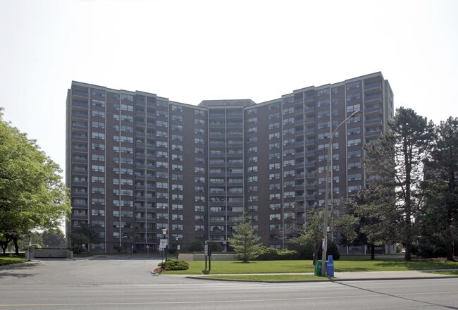 Sussex House in Toronto, ON - Building Photo - Primary Photo