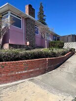 20465 Almeda St in Castro Valley, CA - Building Photo