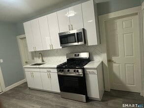 268 Davenport Ave in New Haven, CT - Building Photo - Building Photo