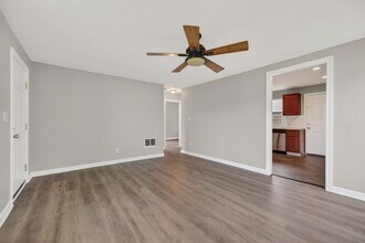 300 SE 100th Ave in Vancouver, WA - Building Photo - Building Photo