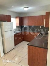 1105 Arizona Ave in Fort Lauderdale, FL - Building Photo - Building Photo