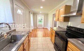 306 Red Oak Dr in Chattanooga, TN - Building Photo - Building Photo