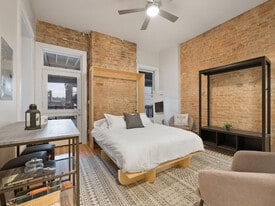 111 W Elder St in Cincinnati, OH - Building Photo