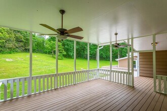 2134 Morris Hill Rd in Chattanooga, TN - Building Photo - Building Photo