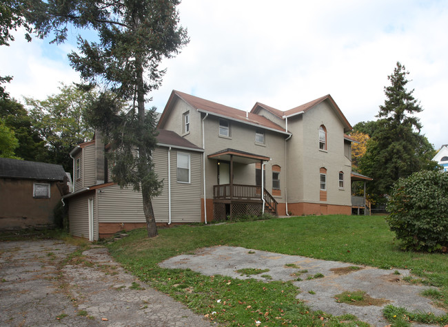 197 Driving Park Ave in Rochester, NY - Foto de edificio - Building Photo