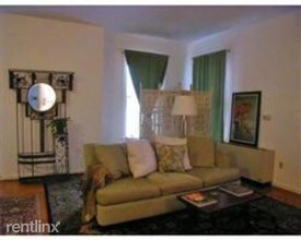 600 Washington St in Wellesley, MA - Building Photo - Building Photo
