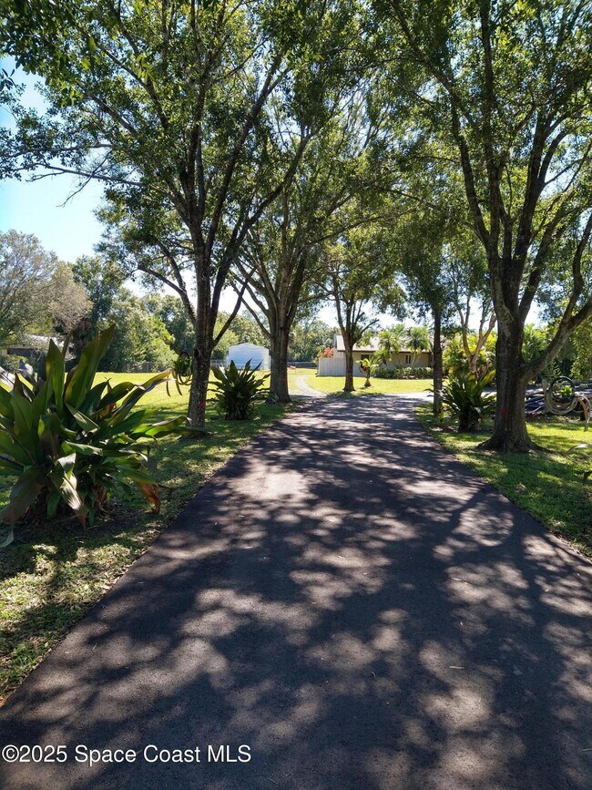 3175 Fell Rd in Melbourne, FL - Building Photo - Building Photo