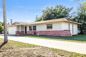 1830 N Keene Rd in Clearwater, FL - Foto de edificio - Building Photo