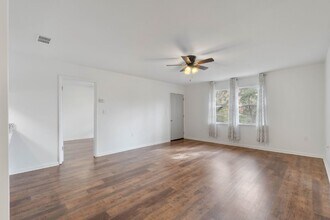 615 Colonial Dr-Unit -Unit 16 in Fort Walton Beach, FL - Building Photo - Building Photo