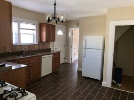 12 Andrew St, Unit #2 in Cambridge, MA - Building Photo