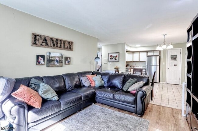 2400 NE 10th St in Pompano Beach, FL - Foto de edificio - Building Photo