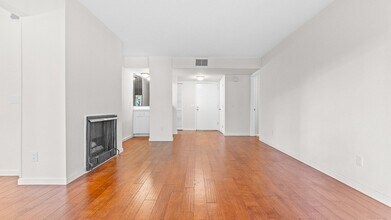 3481 Stancrest Dr in Glendale, CA - Building Photo - Building Photo