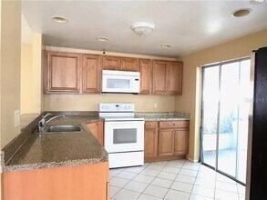 9106 Suffield Ct in Tampa, FL - Building Photo - Building Photo