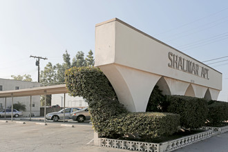 Shalimar Apartments in Downey, CA - Building Photo - Building Photo