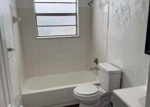 5713 Candlewood St in West Palm Beach, FL - Building Photo - Building Photo