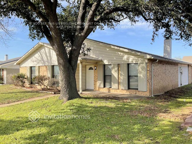 2209 Bowie Dr in Carrollton, TX - Building Photo - Building Photo