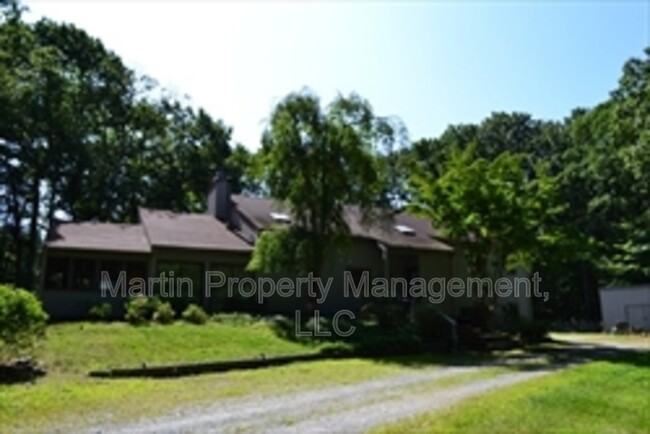 property at 118 Newtown Rd