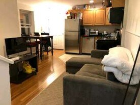 1711 Master St, Unit 3