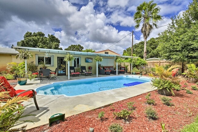 property at 6181 39th Ave N