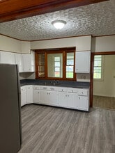 2421 6th Ave in Watervliet, NY - Foto de edificio - Building Photo