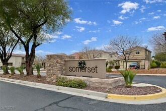 8125 Celina Hills St in Las Vegas, NV - Building Photo - Building Photo