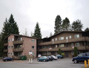 Cedar Court in Burien, WA - Building Photo - Building Photo