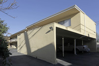 6512 Pickering Ave in Whittier, CA - Foto de edificio - Building Photo