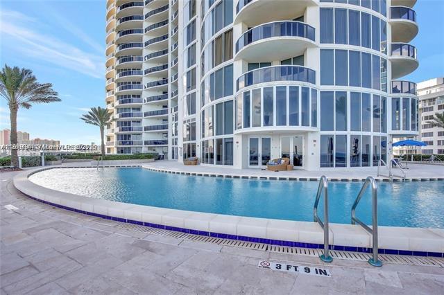 17201 Collins, Unit 3402 in Sunny Isles Beach, FL - Building Photo - Building Photo