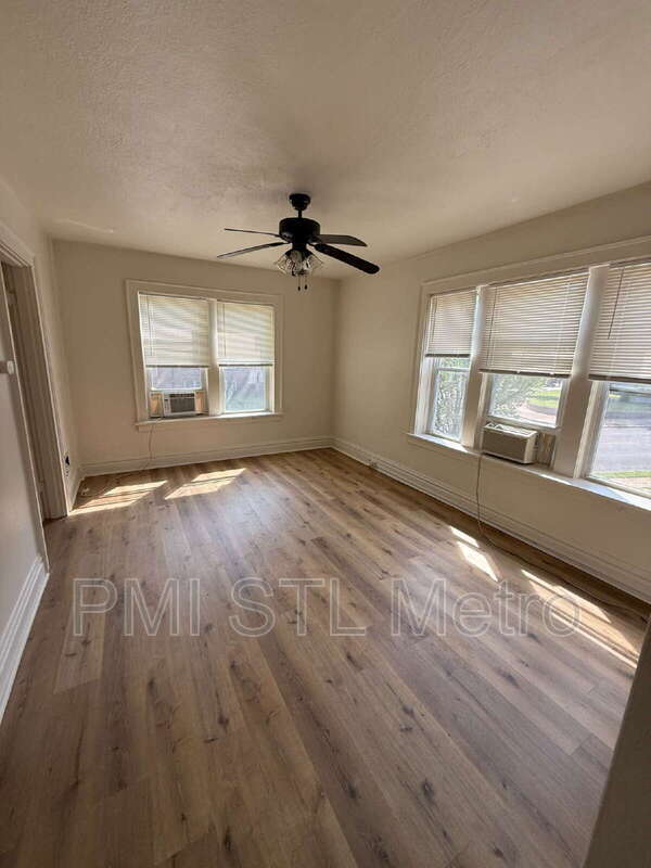 3883 Meramec St in St. Louis, MO - Building Photo - Building Photo
