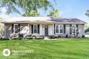 4884 Matterhorn Dr in Old Hickory, TN - Building Photo