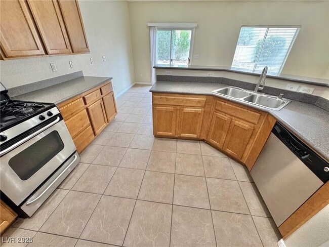 6212 Novak St in Las Vegas, NV - Building Photo - Building Photo