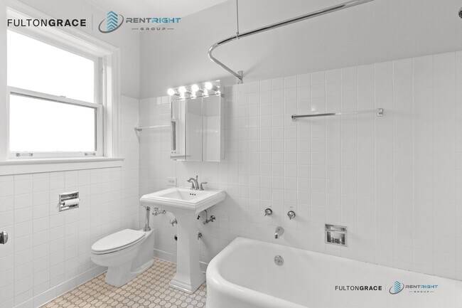 534 W Stratford Pl in Chicago, IL - Building Photo - Building Photo