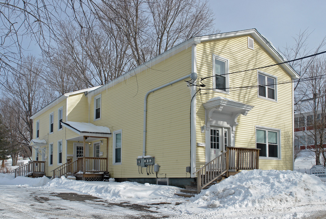 24 Oak St in Lisbon, ME - Building Photo