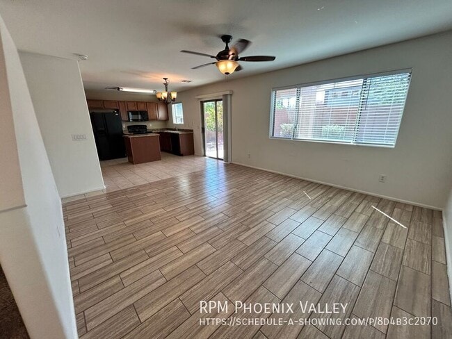 7611 W Charter Oak Rd in Peoria, AZ - Building Photo - Building Photo
