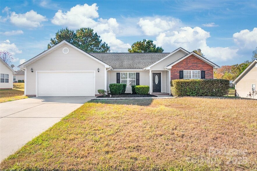 3007 Laurel Creek Ln in Monroe, NC - Building Photo