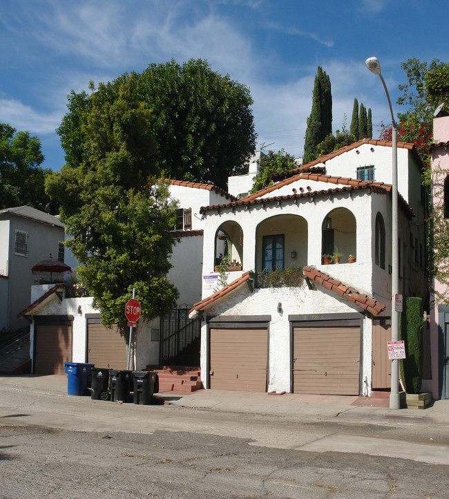 935-939 N Vendome St in Los Angeles, CA - Building Photo - Building Photo