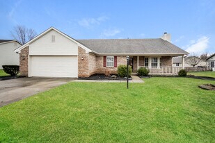 205 Randell Ct in Shelbyville, IN - Building Photo