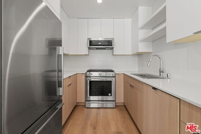 property at 612 Huntley Dr