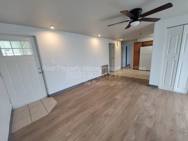 1416 N 14th Ave in Pasco, WA - Building Photo - Building Photo