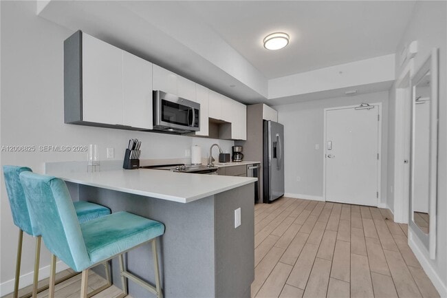 321 NE 26th St in Miami, FL - Building Photo - Building Photo