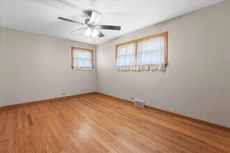 5408 Harvard Ter, Unit 1 in Skokie, IL - Building Photo - Building Photo