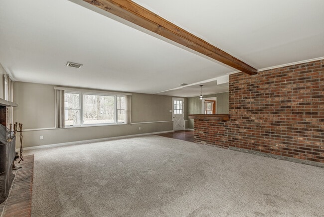 property at 10 Ralph Pl